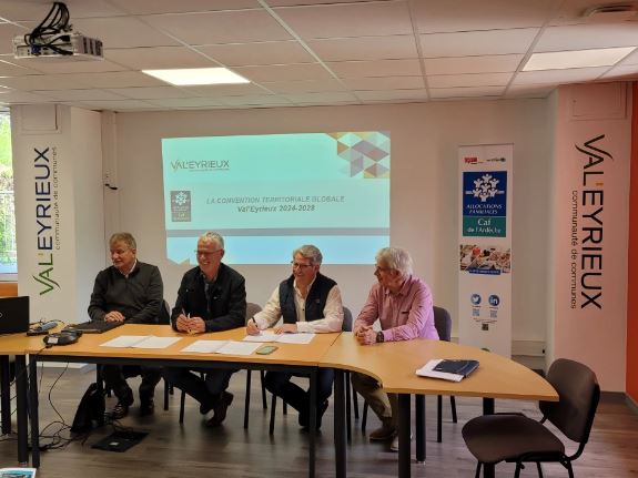 Signature de la Convention Territoriale Globale (CTG) de la Communauté de Communes Val’Eyrieux