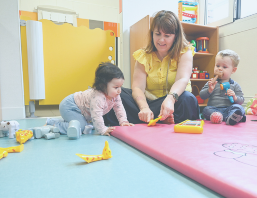 Reconversion Assistante Maternelle Rejoignez ces métiers qui recrutent dans la petite enfance  