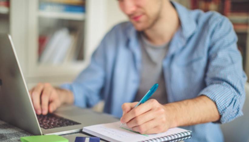 Caf fraude à enjeux